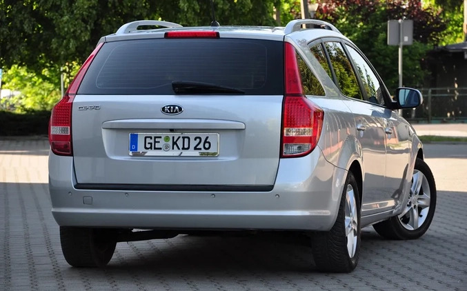 Kia Ceed cena 24900 przebieg: 165000, rok produkcji 2012 z Okonek małe 781